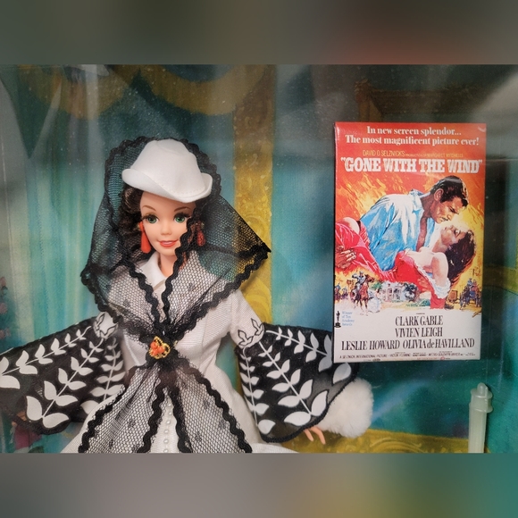 1994 Barbie as Scarlett O’Hara Black & White Dress #13254 By Mattel NIB - Picture 2 of 9